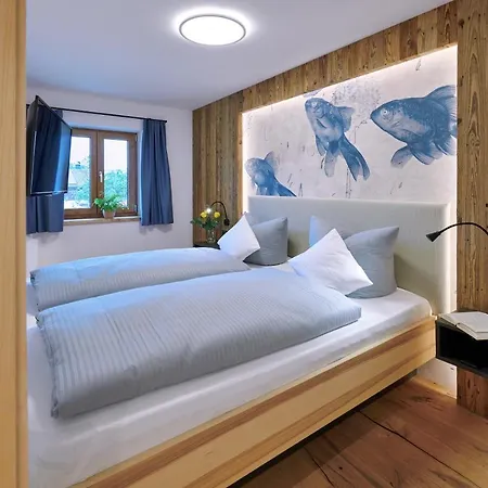 Farm stay Urlaubsbauernhof Kirchmaier