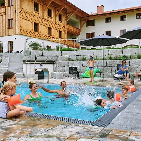 Urlaubsbauernhof Kirchmaier בית חווה